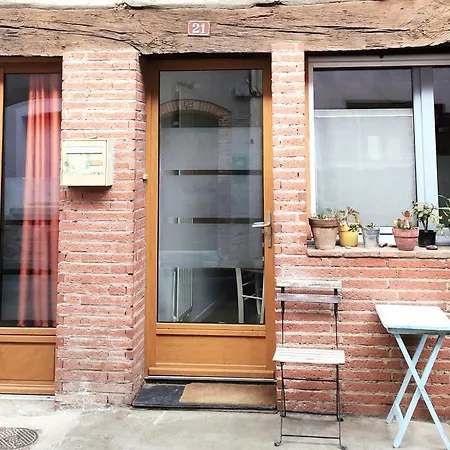 Grande Maison Cosy En Coeur De Village Lisle-sur-Tarn Exterior photo